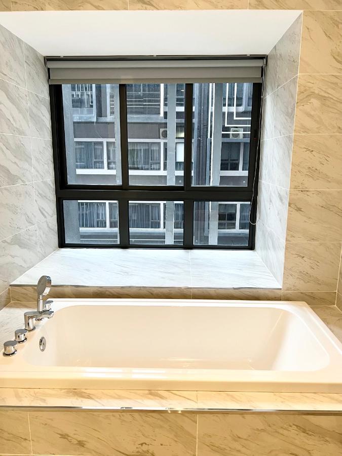 Imperio Residences Private Bathtub Or Jacuzzi By Nestcove Malacca Екстериор снимка